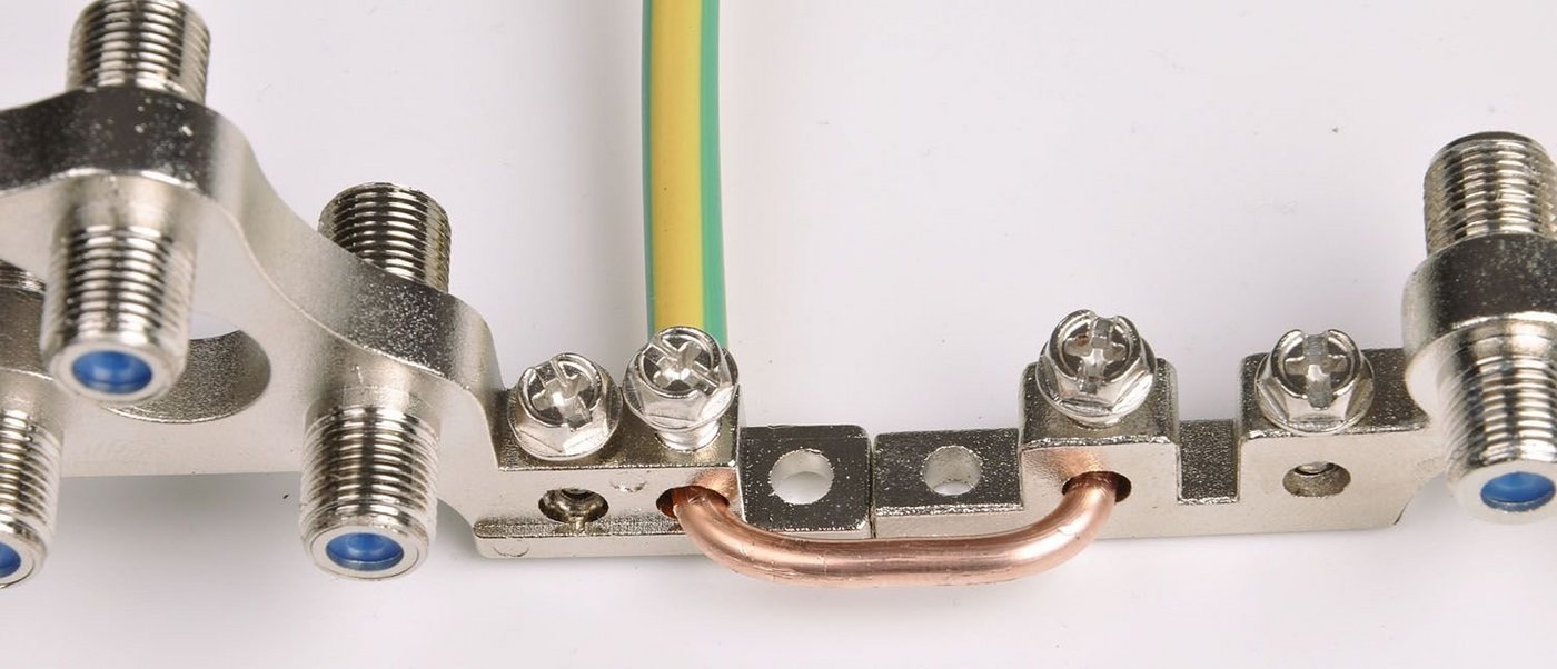 DUR-line DUR-line DEB 13 Guss - Erdungsblock Set SAT-Kabel DUR-line DUR-line DEB 13 Guss - Erdungsblock Set SAT-Kabel von DUR-line