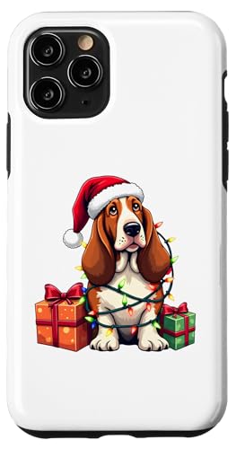 Basset Hound verpackt in Weihnachtsbeleuchtung mit Weihnachtsmannmütze Hülle für iPhone 11 Pro von Danea's Gifts for Basset Hound Owners