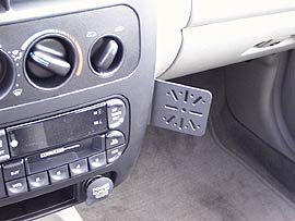 DashMount Dodge NEON Baujahr 2000 bis 2005 KFZ Navi Handy Halterung von DashMount