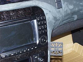 DashMount für Mercedes S-Klasse (W220) Baujahr 2003 bis 2005 KFZ Navi Handy Halterung von telebox von DashMount