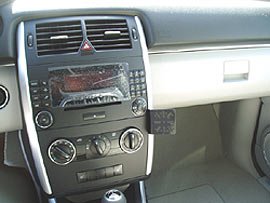 Mercedes B-Klasse DashMount Baujahr ab 2005 KFZ Navi Handy Halterung von telebox von DashMount