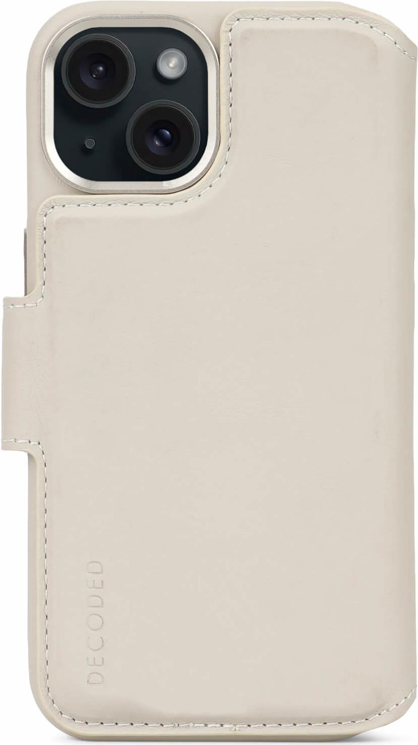 Decoded D24IPO15DW5CY. Etui-Typ: Geldbörsenhülle, Markenkompatibilität: Apple, Kompatibilität: iPhone 15, Maximale Bildschirmgröße: 15,5 cm (6.1), Oberflächenfärbung: Monochromatisch, Produktfarbe: Beige, Anzahl der Kartentaschen: 3 (D24IPO15DW5CY) von Decoded