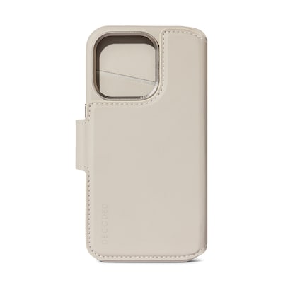 Decoded Leather Detachable Wallet für iPhone 15 Pro Clay von Decoded