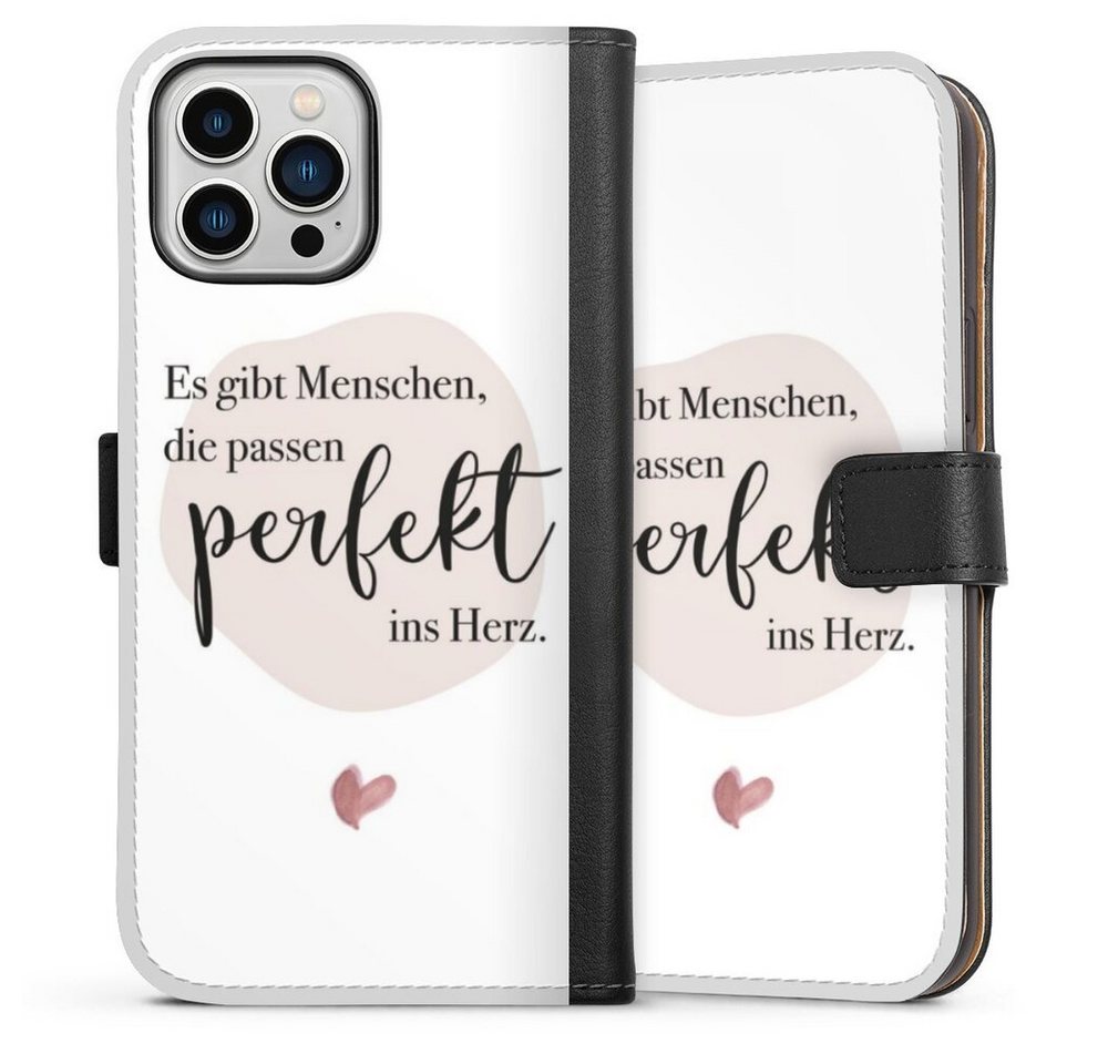 DeinDesign Handyhülle Es gibt Menschen die passen, Apple iPhone 13 Pro Max Hülle Handy Flip Case Wallet Cover DeinDesign Handyhülle Es gibt Menschen die passen, Apple iPhone 13 Pro Max Hülle Handy Flip Case Wallet Cover von DeinDesign
