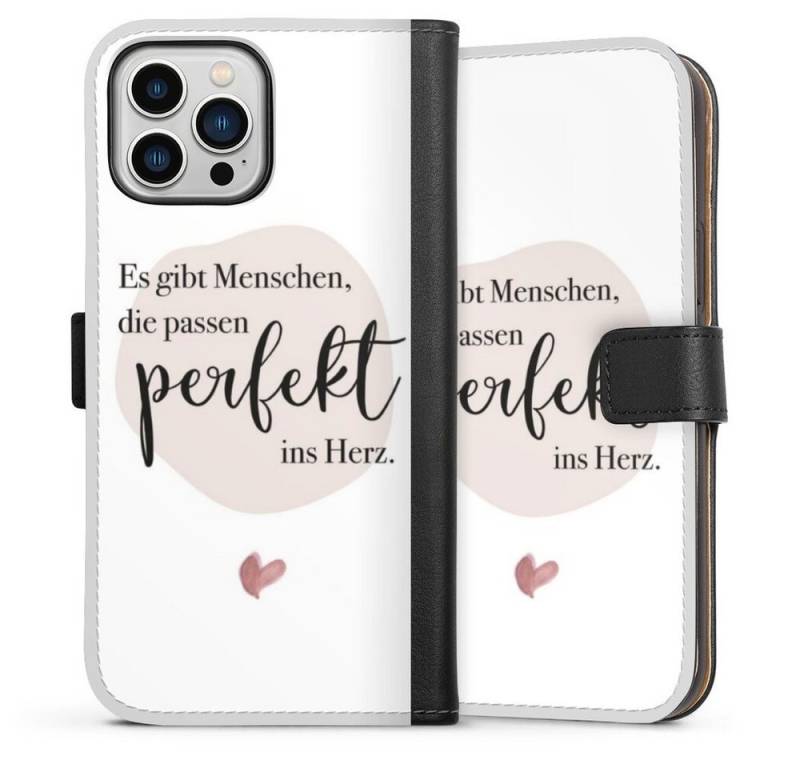 DeinDesign Handyhülle Es gibt Menschen die passen, Apple iPhone 13 Pro Max Hülle Handy Flip Case Wallet Cover von DeinDesign