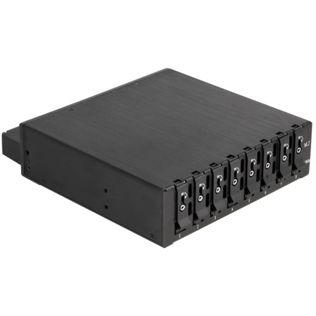 5.25″ Wechselrahmen für 8 x M.2 NVMe SSD mit Slim SAS SFF-8654 von Delock