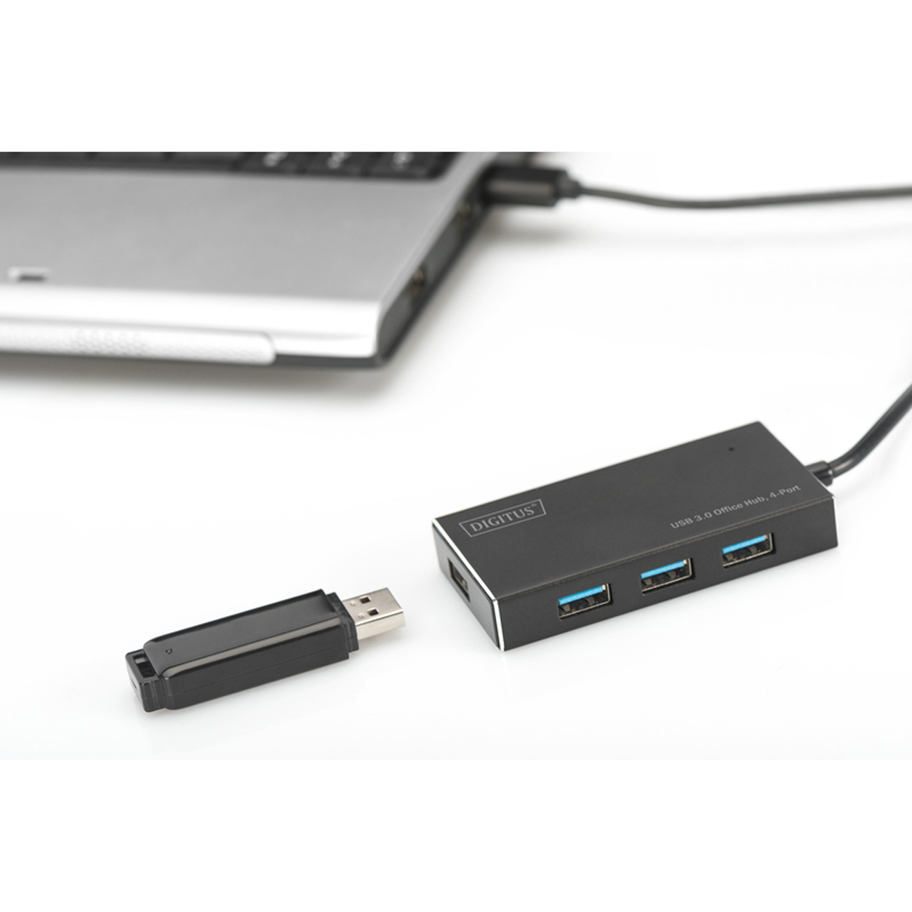 DIGITUS USB-Hub 4-Port 3.0->4xA3.0 m.Netzteil schwarz DIGITUS USB-Hub 4-Port 3.0->4xA3.0 m.Netzteil schwarz von Digitus