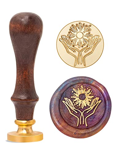 Wicca Wachssiegel Stempel, Hand hält die Sonne Magie Sealing Stamper mit Geschenk-Box für Briefumschlag Hexerei Einladungskarte Wicca Wachssiegel Stempel, Hand hält die Sonne Magie Sealing Stamper mit Geschenk-Box für Briefumschlag Hexerei Einladungskarte von Dormitology
