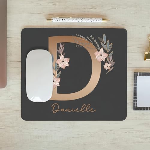 Drawelry Personalisiert Mauspad mit Namen Blumenmuster Bedruckt Rechteckig rutschfeste Heim Büro Gaming Mouse Pads Individuelle Geburtstag Geschenke für Männer, Frauen, Familie, Freunde, Gamer (B1) Drawelry Personalisiert Mauspad mit Namen Blumenmuster Bedruckt Rechteckig rutschfeste Heim Büro Gaming Mouse Pads Individuelle Geburtstag Geschenke für Männer, Frauen, Familie, Freunde, Gamer (B1) von Drawelry
