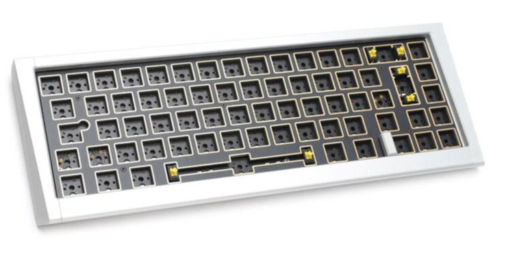 Ducky Outlaw 65 Gaming Tastatur Barebone - silber ANSI - Mechanische Gaming-Tastatur im SF-Format (65 %) - ANSI-Tastenlayout - Hot-Swap-fähig - mit RGB-Beleuchtung - Gehäuse aus Aluminium - Barebone: ohne Switches und Keycaps - Eigenbau erforderlich (PKOU2367AST-ANSI02) von Ducky