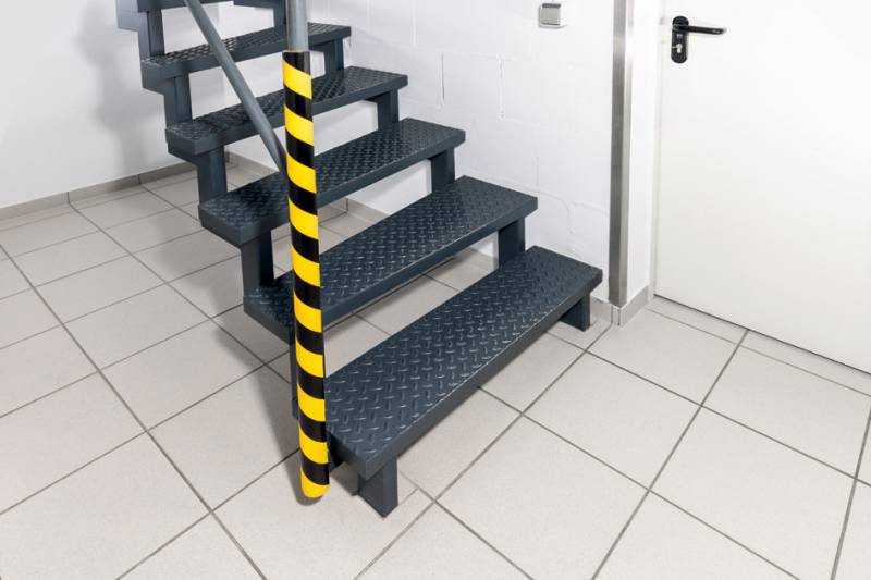 DURABLE Rohrschutzprofil P30, Länge: 1 m, schwarz/gelb von Durable