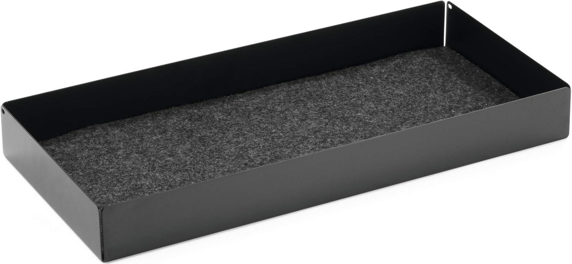 Durable Untertisch-Schublade Schwarz - Schublade zur Verwendung mit dem Monitorständer EFFECT. Clean Desk: die Schublade bietet ausreichend Stauraum für Utensilien oder Ladekabel. Sicher verstaut: mit geräuschhemmender Filzeinlage in der Schublade. Umweltfreundlich und ressourcenschonend: Die Führungsschienen werden ohne zusätzlichen Materialverbrauch direkt aus dem Boden der Schubladenbox gewonnen. Verwendung für Produkt: DURABLE Monitorständer EFFECT 508158 Maße: 46,8 x 5,3 x 22,1 cm (B x H x T) Tragfähigkeit der Schublade: 5 kg Farbe: schwarz (508201) Durable Untertisch-Schublade Schwarz - Schublade zur Verwendung mit dem Monitorständer EFFECT. Clean Desk: die Schublade bietet ausreichend Stauraum für Utensilien oder Ladekabel. Sicher verstaut: mit geräuschhemmender Filzeinlage in der Schublade. Umweltfreundlich und ressourcenschonend: Die Führungsschienen werden ohne zusätzlichen Materialverbrauch direkt aus dem Boden der Schubladenbox gewonnen. Verwendung für Produkt: DURABLE Monitorständer EFFECT 508158 Maße: 46,8 x 5,3 x 22,1 cm (B x H x T) Tragfähigkeit der Schublade: 5 kg Farbe: schwarz (508201) von Durable