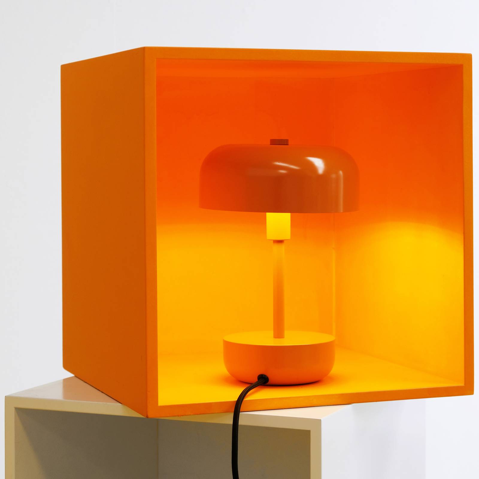 Dyberg Larsen Haipot Tischleuchte, IP20, orange Dyberg Larsen Haipot Tischleuchte, IP20, orange von Dyberg Larsen