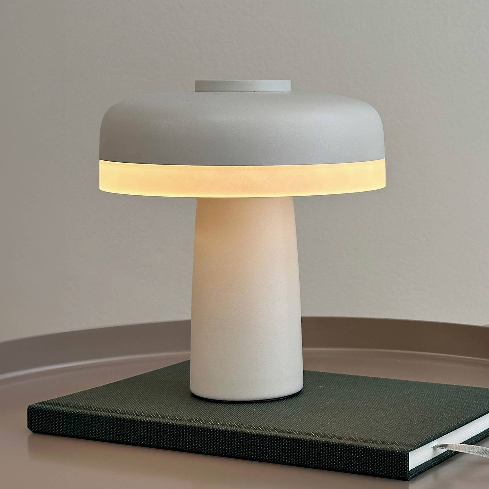 Dyberg Larsen LED-Akku-Tischlampe Porter, weiß, Höhe 16 cm Dyberg Larsen LED-Akku-Tischlampe Porter, weiß, Höhe 16 cm von Dyberg Larsen