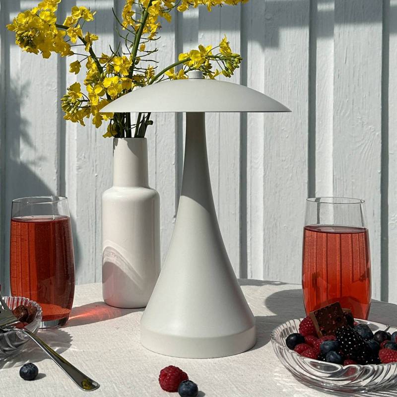 Dyberg Larsen LED-Akku-Tischlampe Vienna, weiß, Höhe 28 cm von Dyberg Larsen