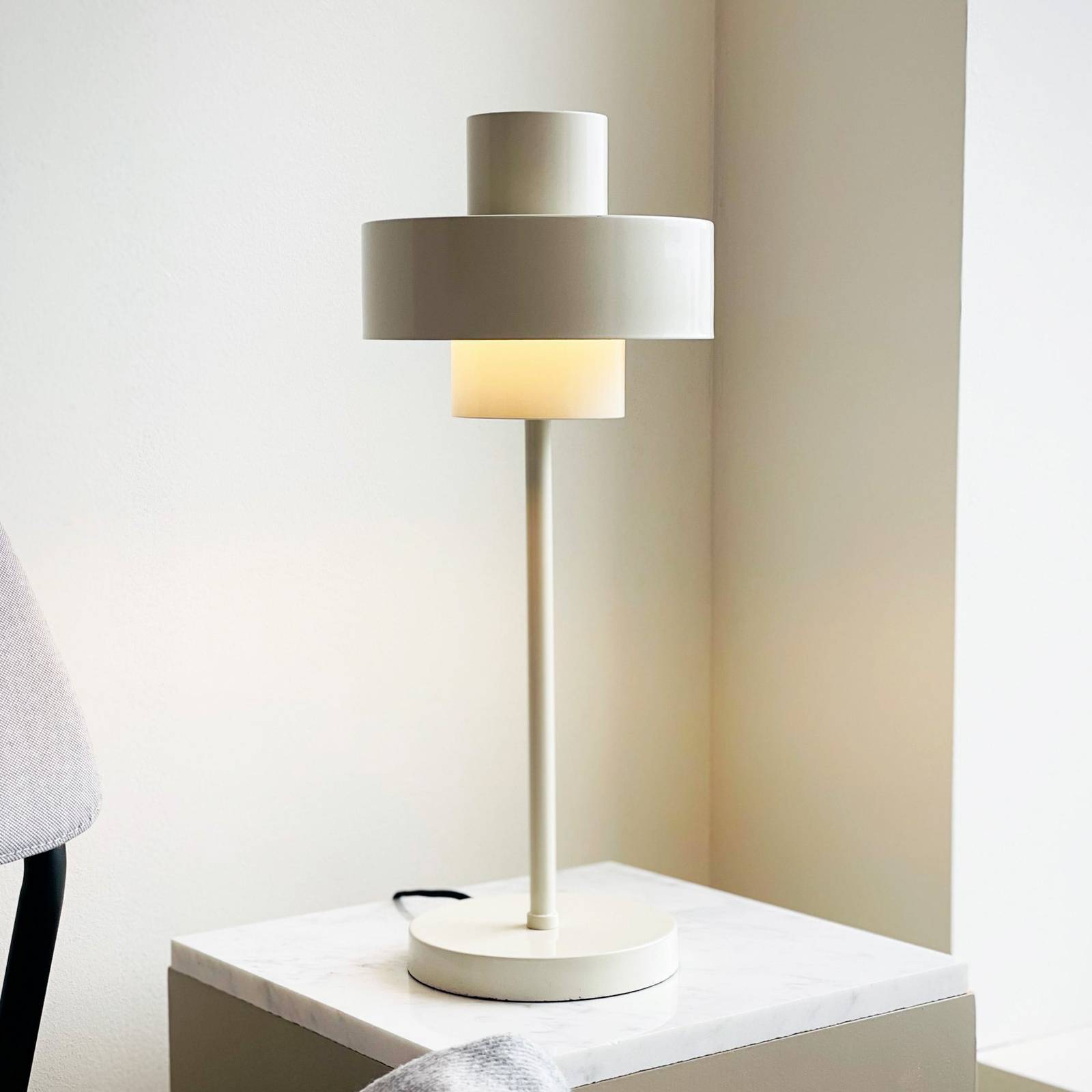 Dyberg Larsen Tischlampe Stoke, kittweiß, Höhe 49,5 cm Dyberg Larsen Tischlampe Stoke, kittweiß, Höhe 49,5 cm von Dyberg Larsen