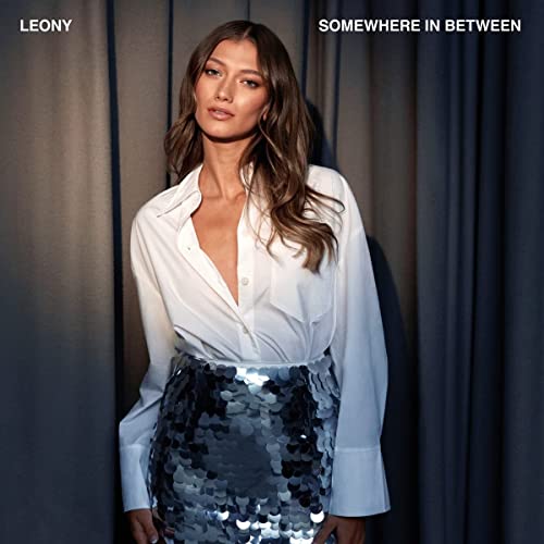 Leony, Neues Album 2023, Somewhere in Between, Digipac 2 CD von E d e l