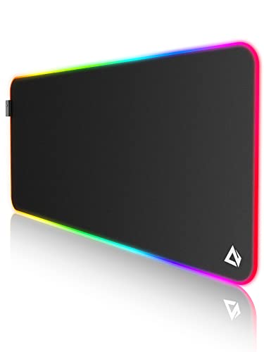 EASEMO Gaming Mauspad, RGB Mousepad, XXL groß (900 x 400 x 4 mm) mit 7 LED-Farben, 11 Beleuchtungsmodi, und wasserdichter Stoffoberfläche, rutschfeste Gummiunterseite für PC, Laptop, Tastatur von EASEMO