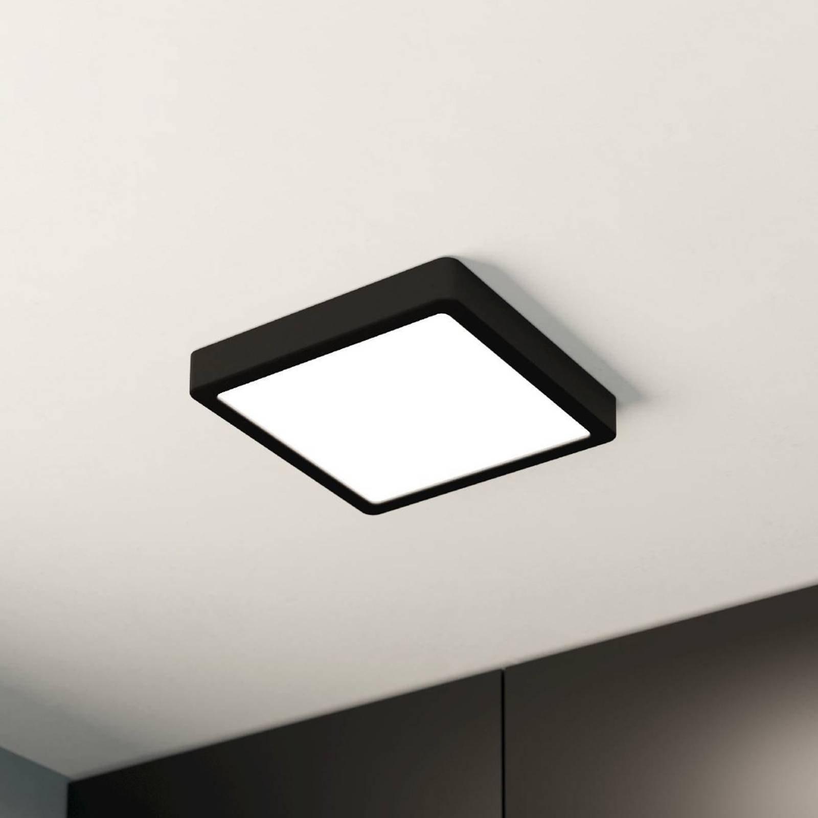 LED-Deckenlampe Fueva 5 IP44 3000K schwarz 21x21cm LED-Deckenlampe Fueva 5 IP44 3000K schwarz 21x21cm von EGLO