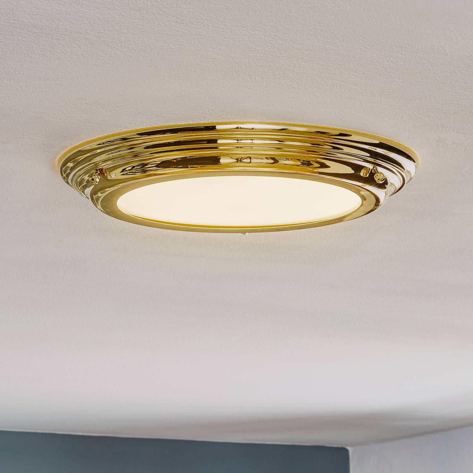 LED-Deckenleuchte Welland IP44, messing poliert LED-Deckenleuchte Welland IP44, messing poliert von ELSTEAD