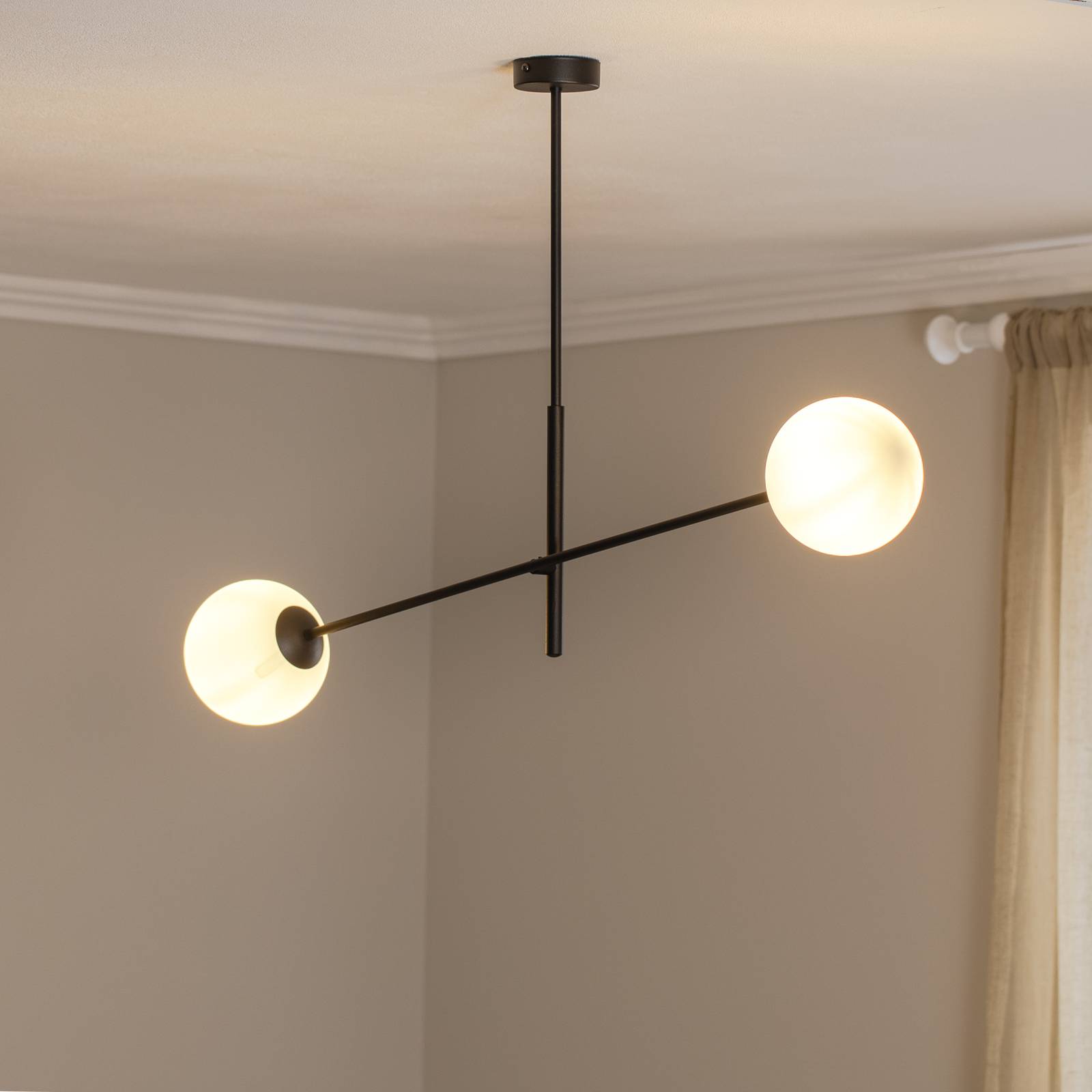 Deckenlampe Linear, schwarz/opal, zweiflammig von EMIBIG LIGHTING