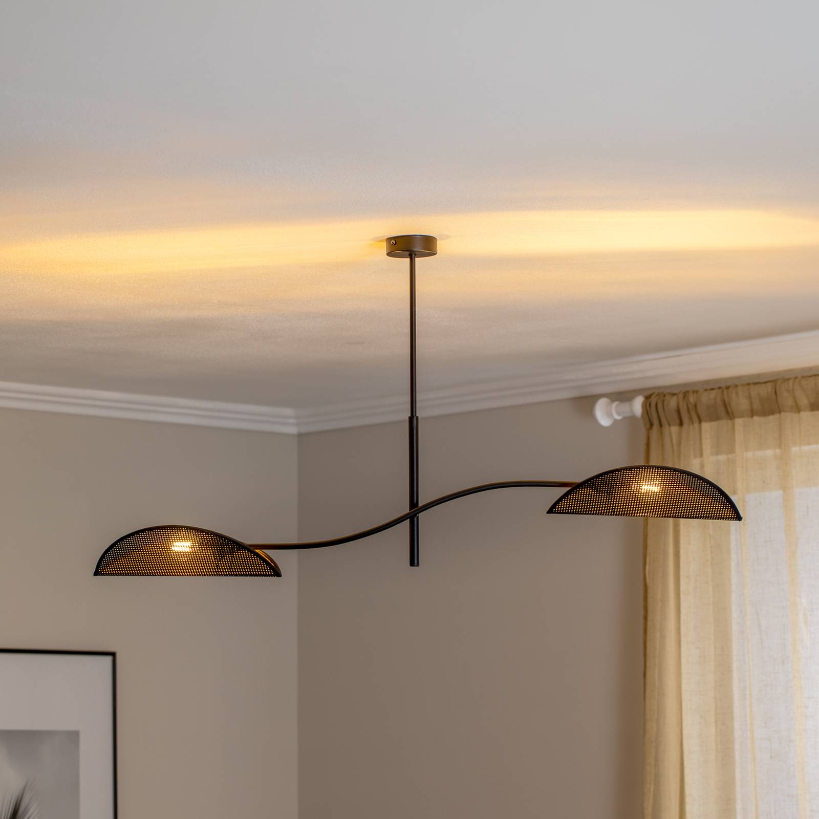 Deckenlampe Lotus, schwarz/gold, 2-flammig Deckenlampe Lotus, schwarz/gold, 2-flammig von EMIBIG LIGHTING
