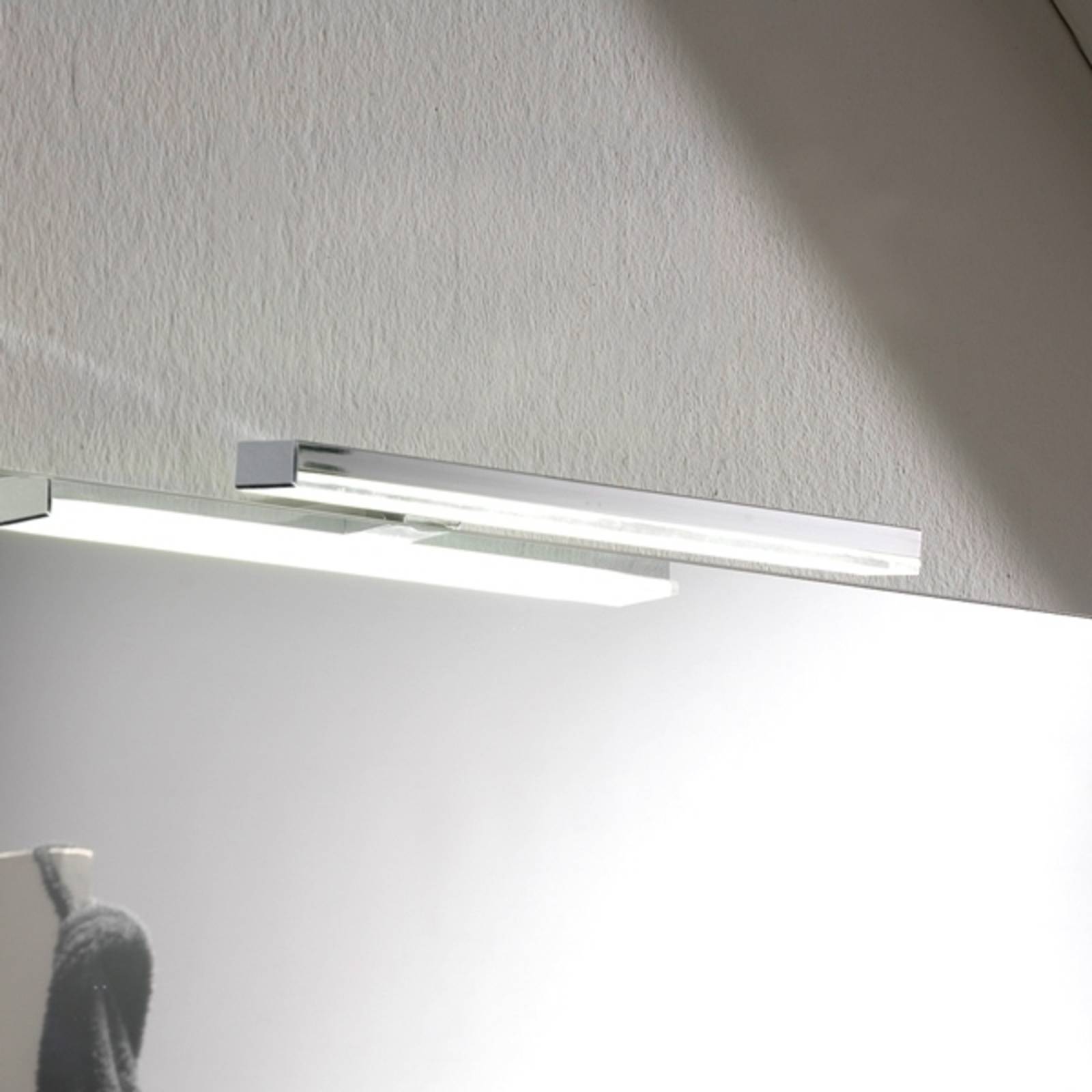 Energiesparende LED-Spiegelleuchte Esther S3, IP44 von Ebir