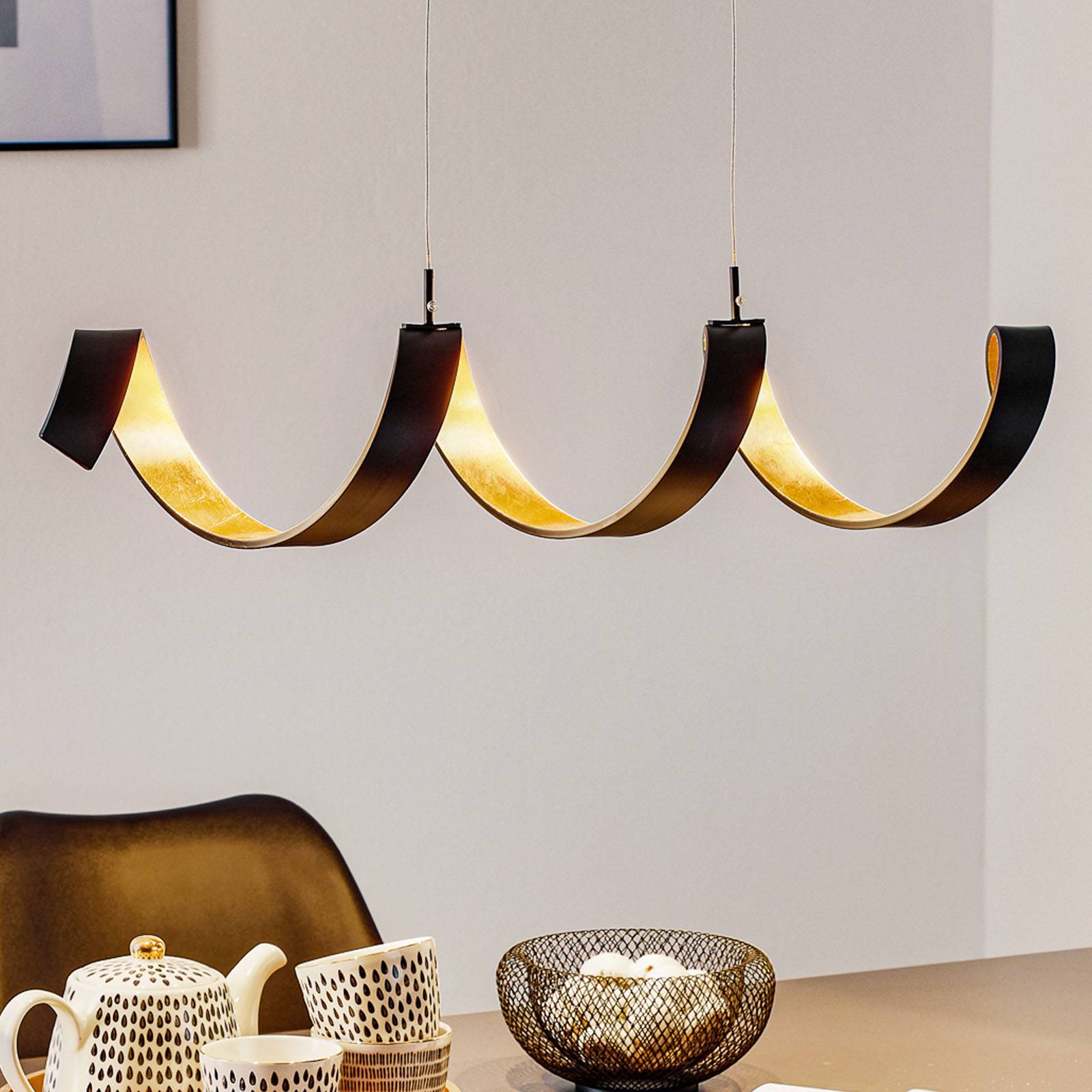 LED-Hängeleuchte Helix, schwarz-gold, 80 cm LED-Hängeleuchte Helix, schwarz-gold, 80 cm von Eco-Light