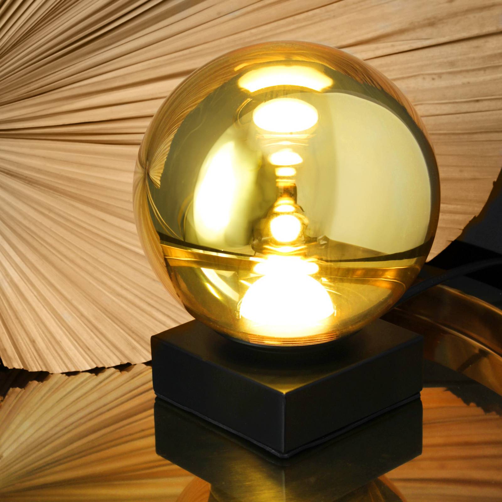 LED-Tischleuchte Altaïr, goldfarben, Höhe 18 cm Glas 3.000 K LED-Tischleuchte Altaïr, goldfarben, Höhe 18 cm Glas 3.000 K von Eco-Light