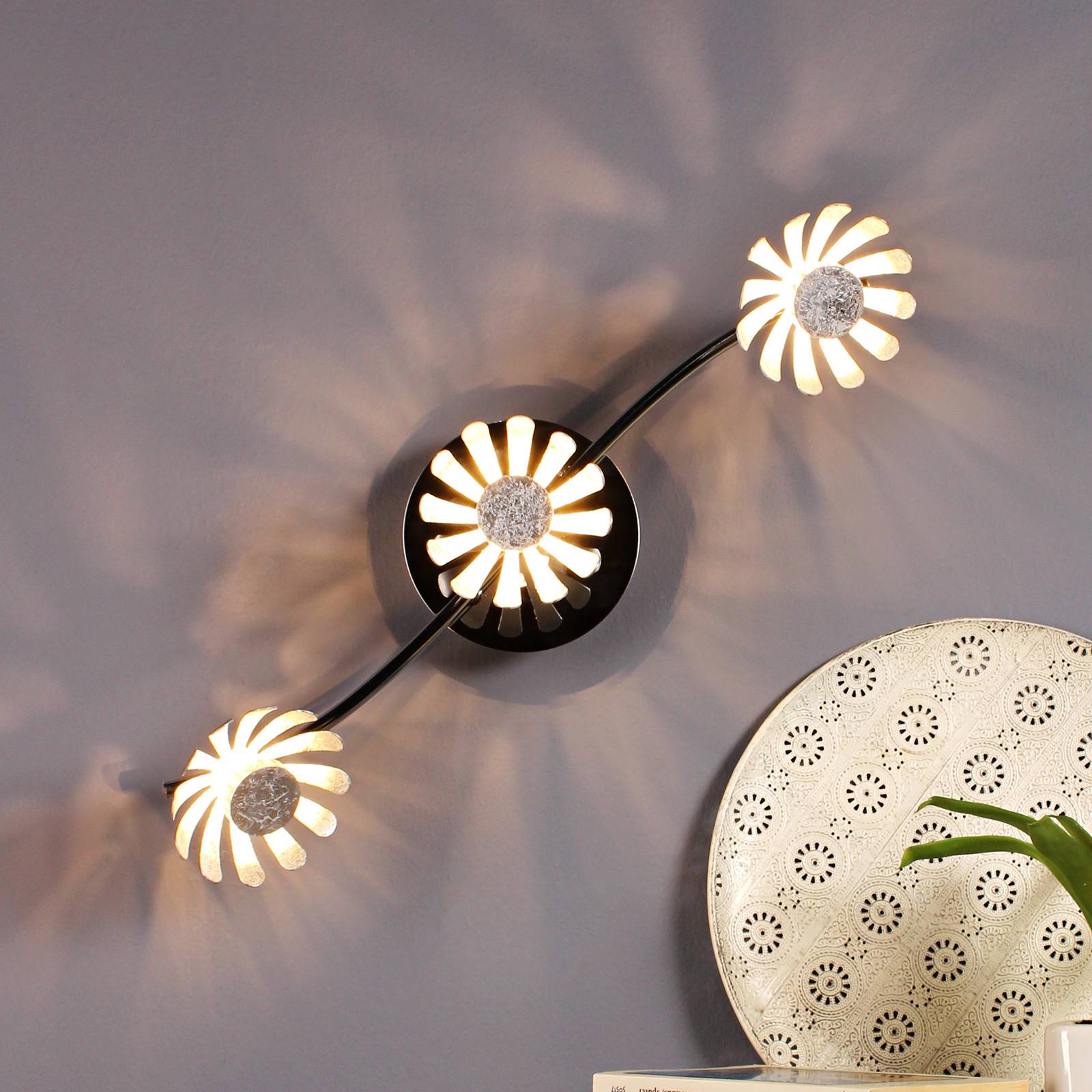 LED-Wandleuchte Bloom dreiflammig silber LED-Wandleuchte Bloom dreiflammig silber von Eco-Light
