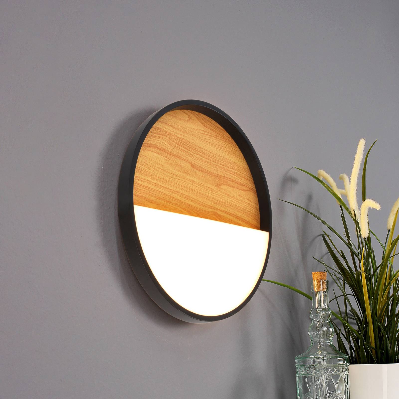 LED-Wandleuchte Vista, holz hell/schwarz, Ø 30 cm LED-Wandleuchte Vista, holz hell/schwarz, Ø 30 cm von Eco-Light