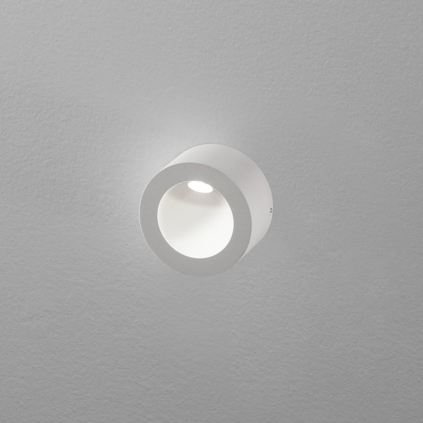 Egger DLS LED-Wandleuchte Saxo On, Ø 8 cm, Aluminium, weiß von Egger Licht
