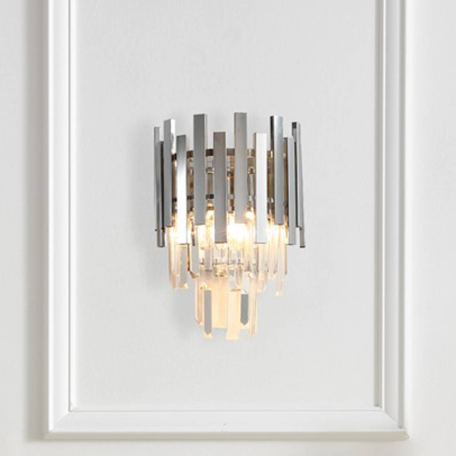 Wandlampe Aspen, Metall chromfarben, Glaskristalle, Ø 25 cm Wandlampe Aspen, Metall chromfarben, Glaskristalle, Ø 25 cm von Eko-Light