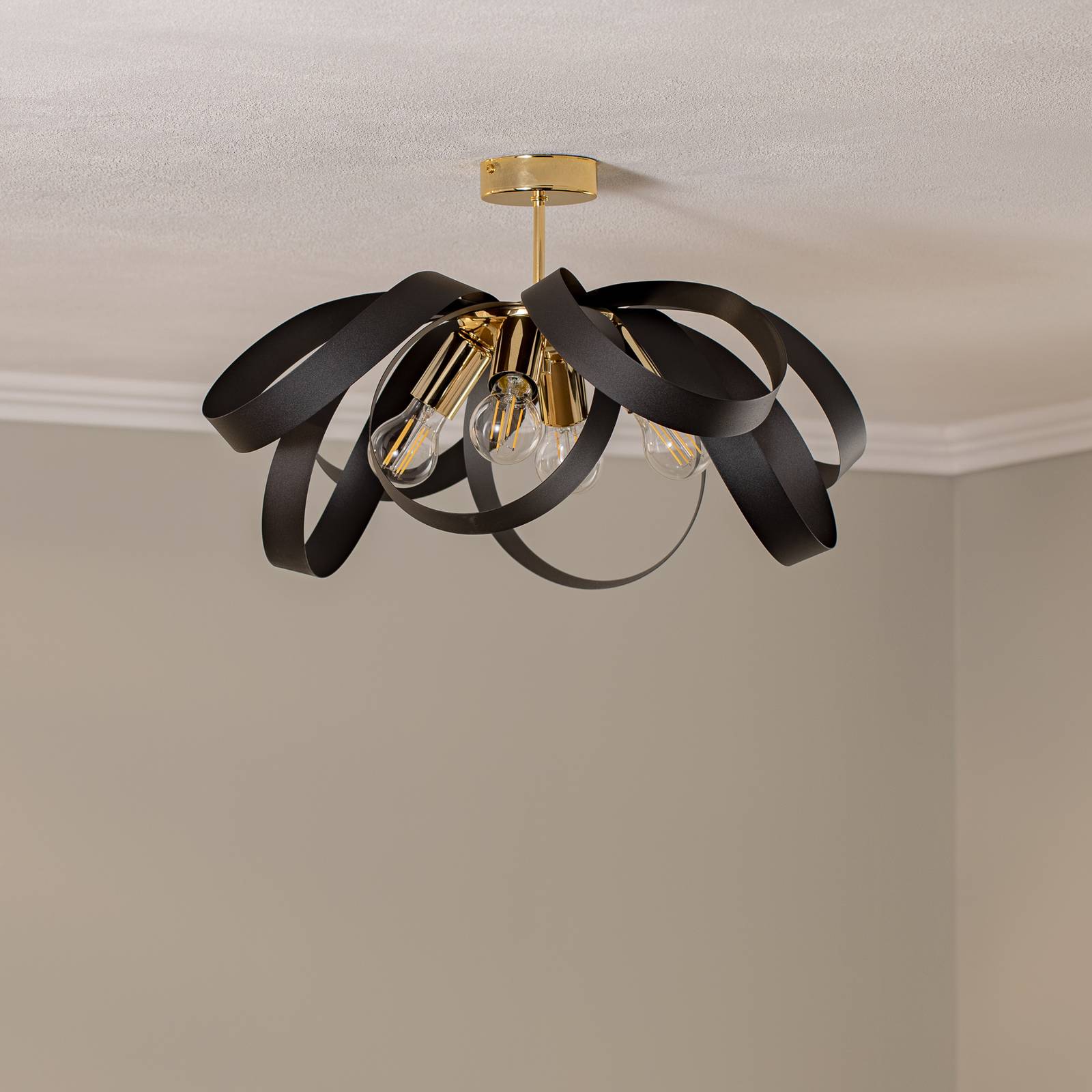 Euluna Deckenleuchte Petla, schwarz/gold, Metall, Ø 65 cm Euluna Deckenleuchte Petla, schwarz/gold, Metall, Ø 65 cm von Euluna