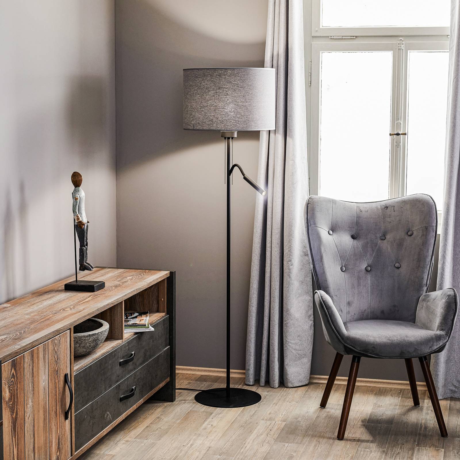 Stehlampe Hotel Plus - grauer Schirm und Leselampe Stehlampe Hotel Plus - grauer Schirm und Leselampe von Nowodvorski Lighting