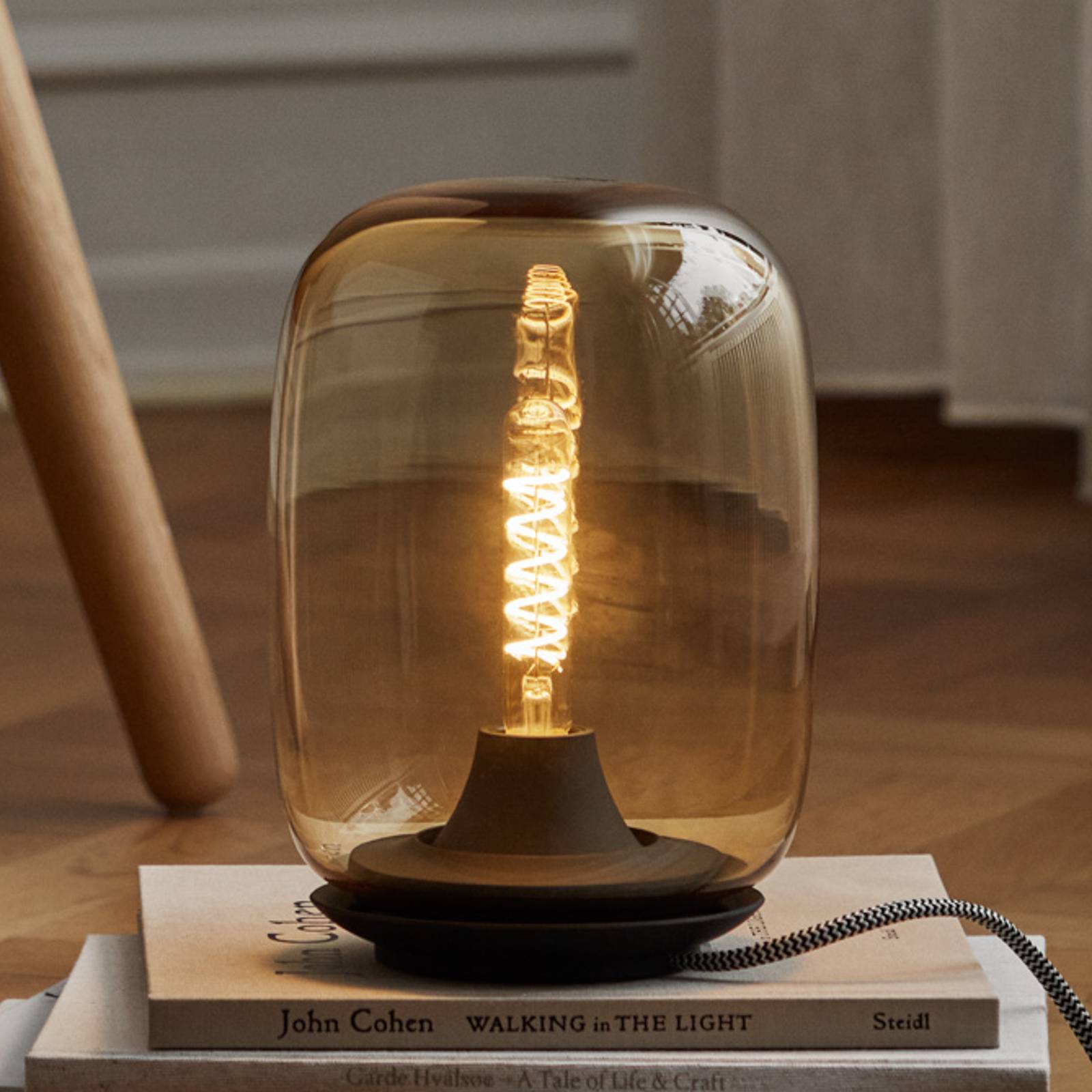 EVA Solo LED-Tischleuchte Acorn, bernstein, Glas, dimmbar EVA Solo LED-Tischleuchte Acorn, bernstein, Glas, dimmbar von Eva Solo