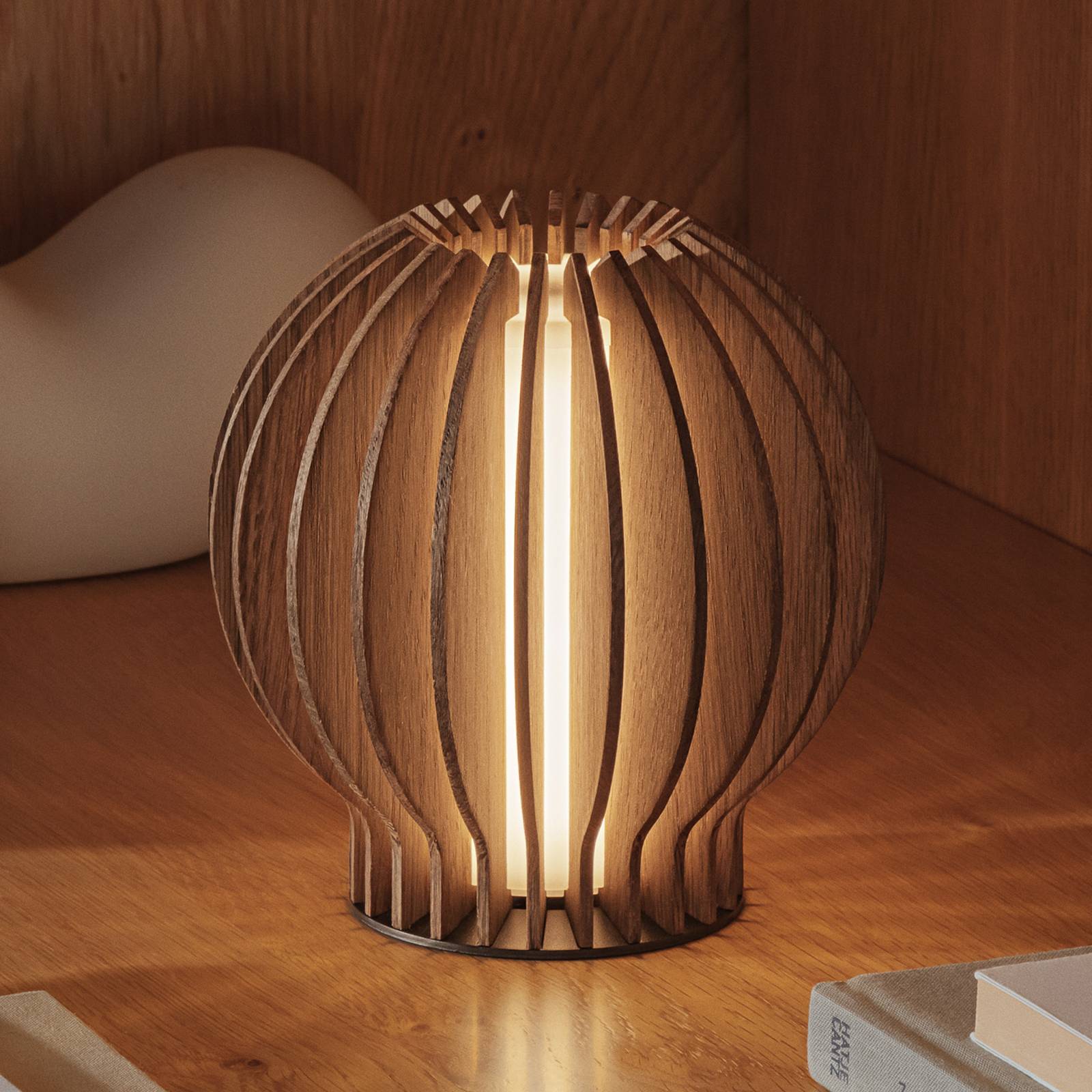 EVA Solo LED-Akku-Tischlampe Radiant, Holz dunkel, 14cm, USB EVA Solo LED-Akku-Tischlampe Radiant, Holz dunkel, 14cm, USB von Eva Solo