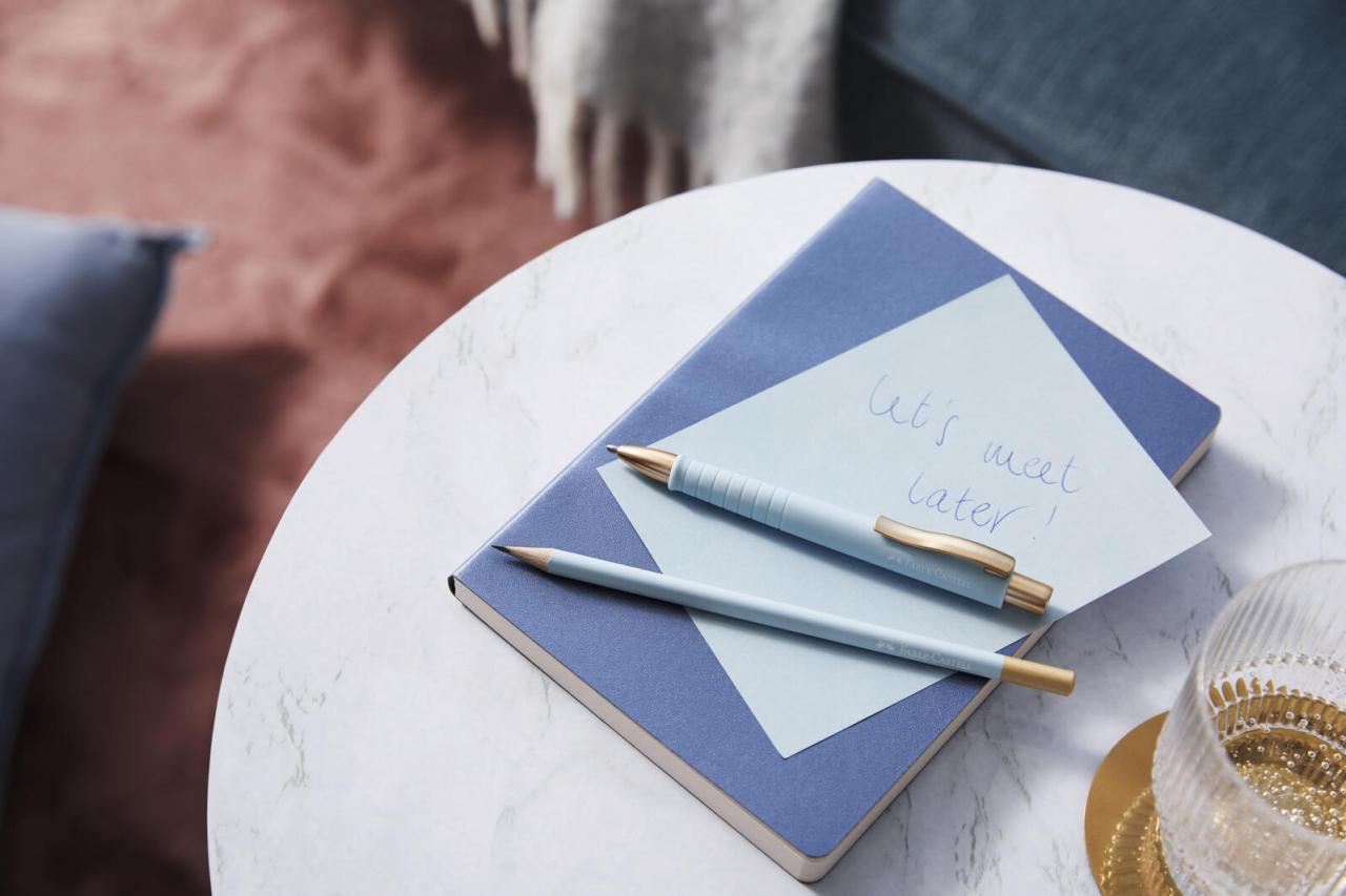 FABER-CASTELL Kugelschreiber 0.7 mm Blau FABER-CASTELL Kugelschreiber 0.7 mm Blau von FABER-CASTELL