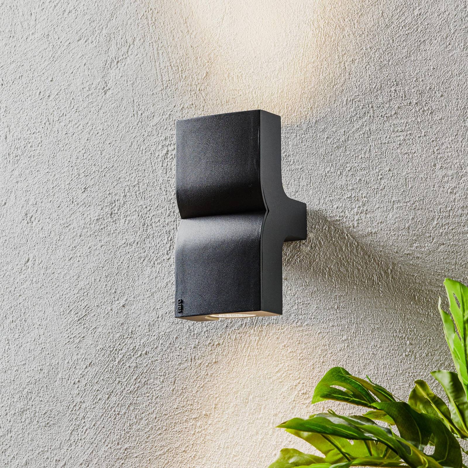 Außenwandleuchte KLAMP, Höhe 22,5 cm, zweiflammig Außenwandleuchte KLAMP, Höhe 22,5 cm, zweiflammig von FARO BARCELONA