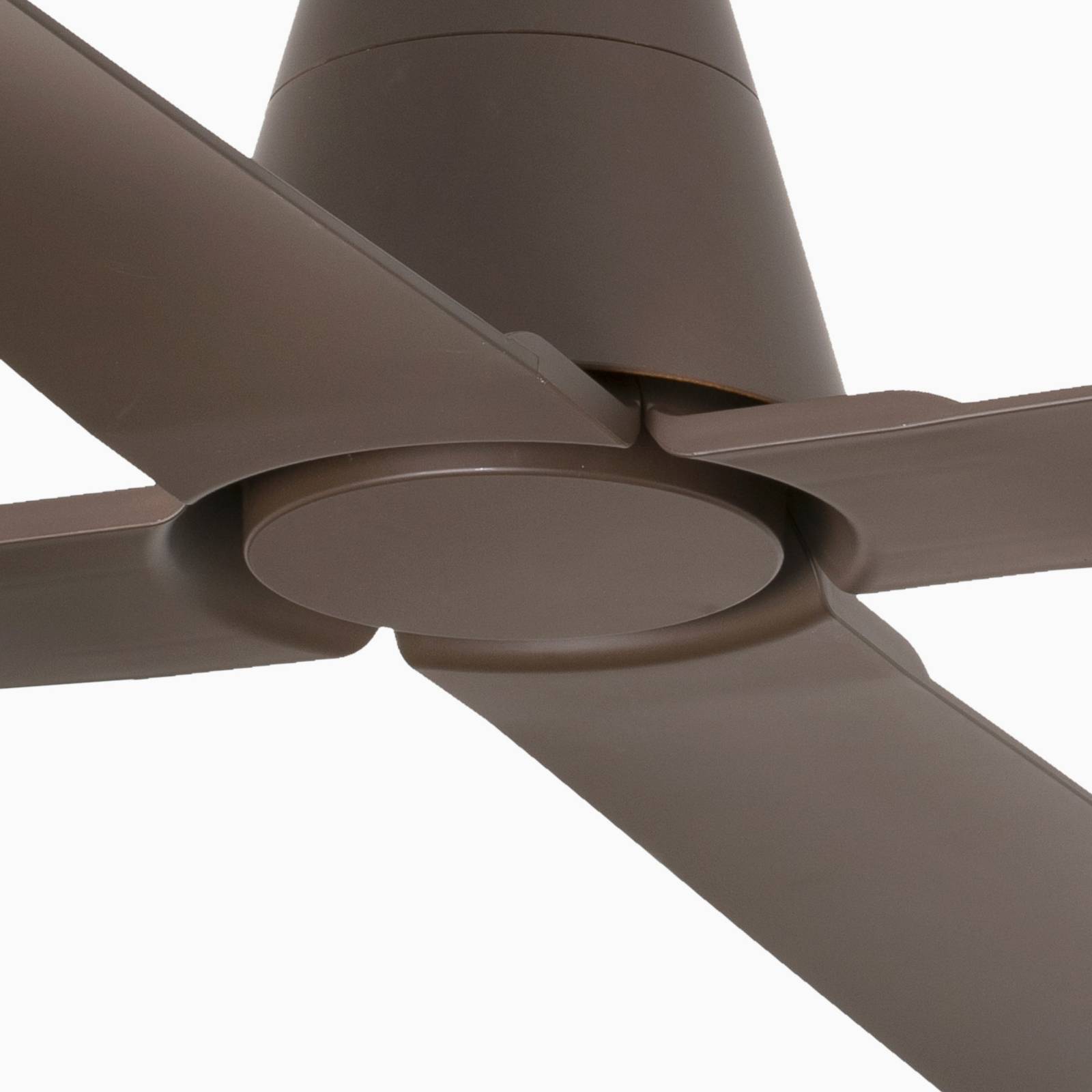 Deckenventilator Typhoon M mit DC-Motor IP44 braun Deckenventilator Typhoon M mit DC-Motor IP44 braun von FARO BARCELONA