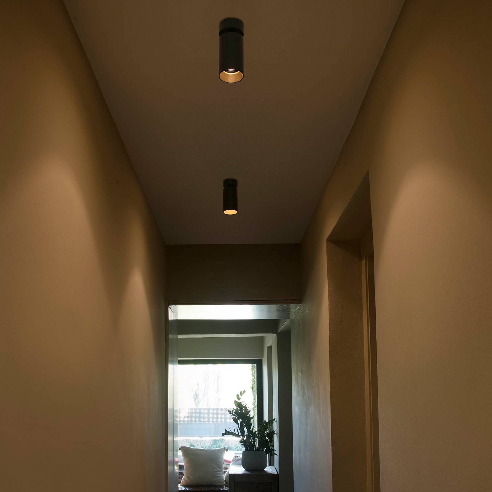 LED-Spot Stan, schwarz LED-Spot Stan, schwarz von FARO BARCELONA