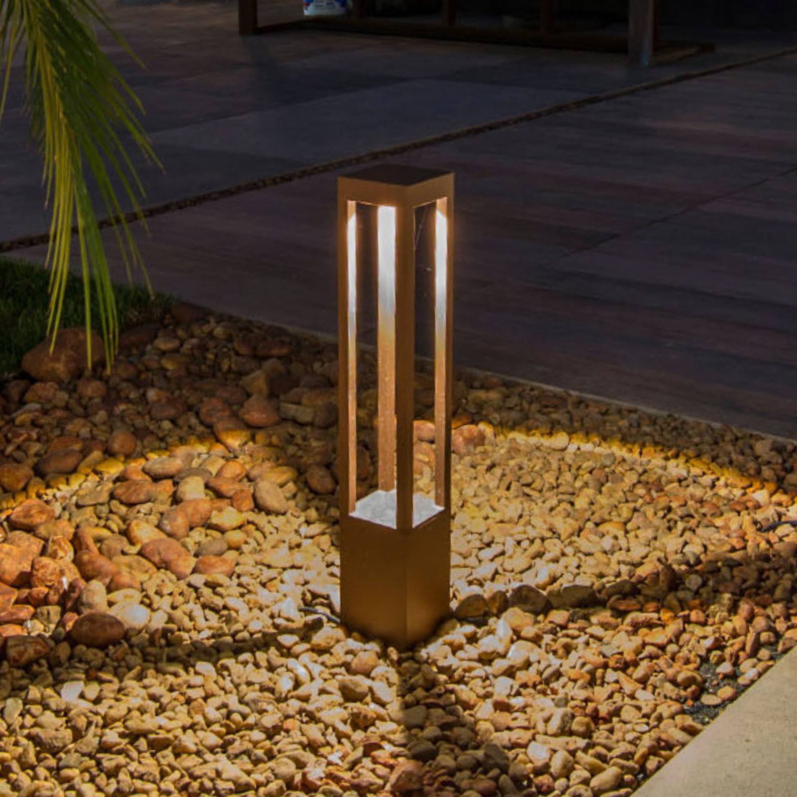 LED-Wegeleuchte Agra, rostbraun, Aluminium/Glas, Höhe 65 cm LED-Wegeleuchte Agra, rostbraun, Aluminium/Glas, Höhe 65 cm von FARO BARCELONA