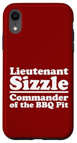 Lieutenant Sizzle, Kommandant des BBQ Pit Grill, Meat Daddy Hülle für iPhone XR von FRESAN Funny Grilling Master Dad BBQ Father's Day