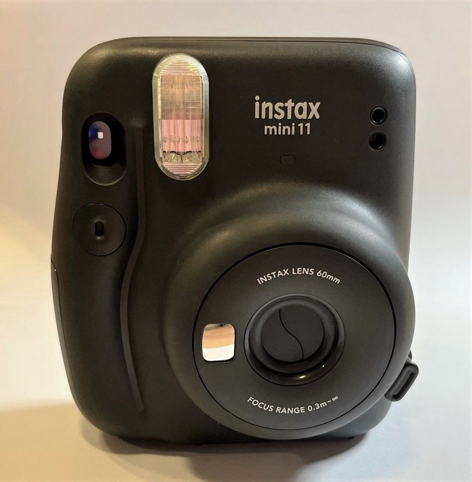 FUJIFILM Instax Mini 11 charcoal-gray Sofortbildkamera FUJIFILM Instax Mini 11 charcoal-gray Sofortbildkamera von FUJIFILM