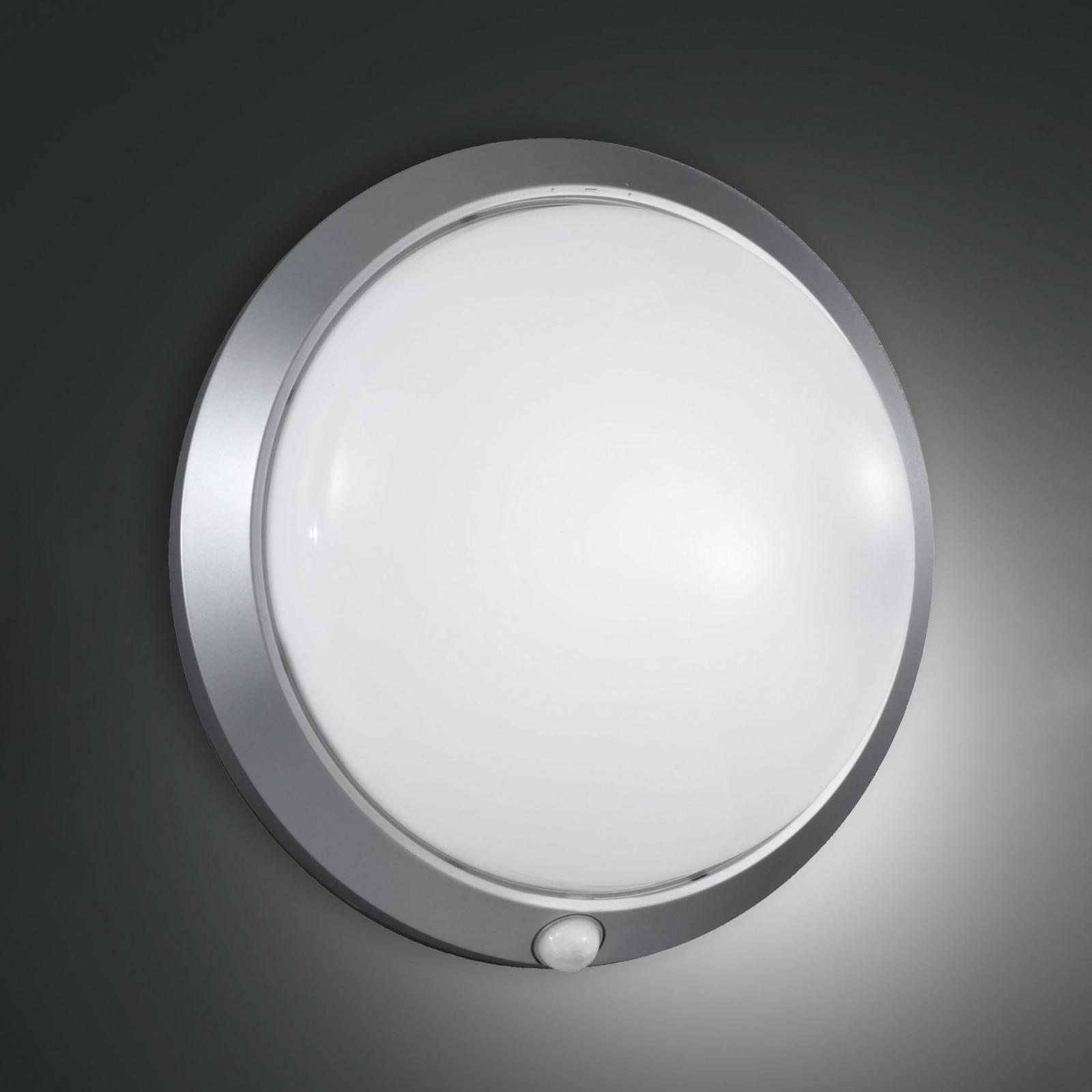 Außenwandleuchte Armilla, silber, Bewegungsmelder, Ø 30 cm Außenwandleuchte Armilla, silber, Bewegungsmelder, Ø 30 cm von Fabas Luce