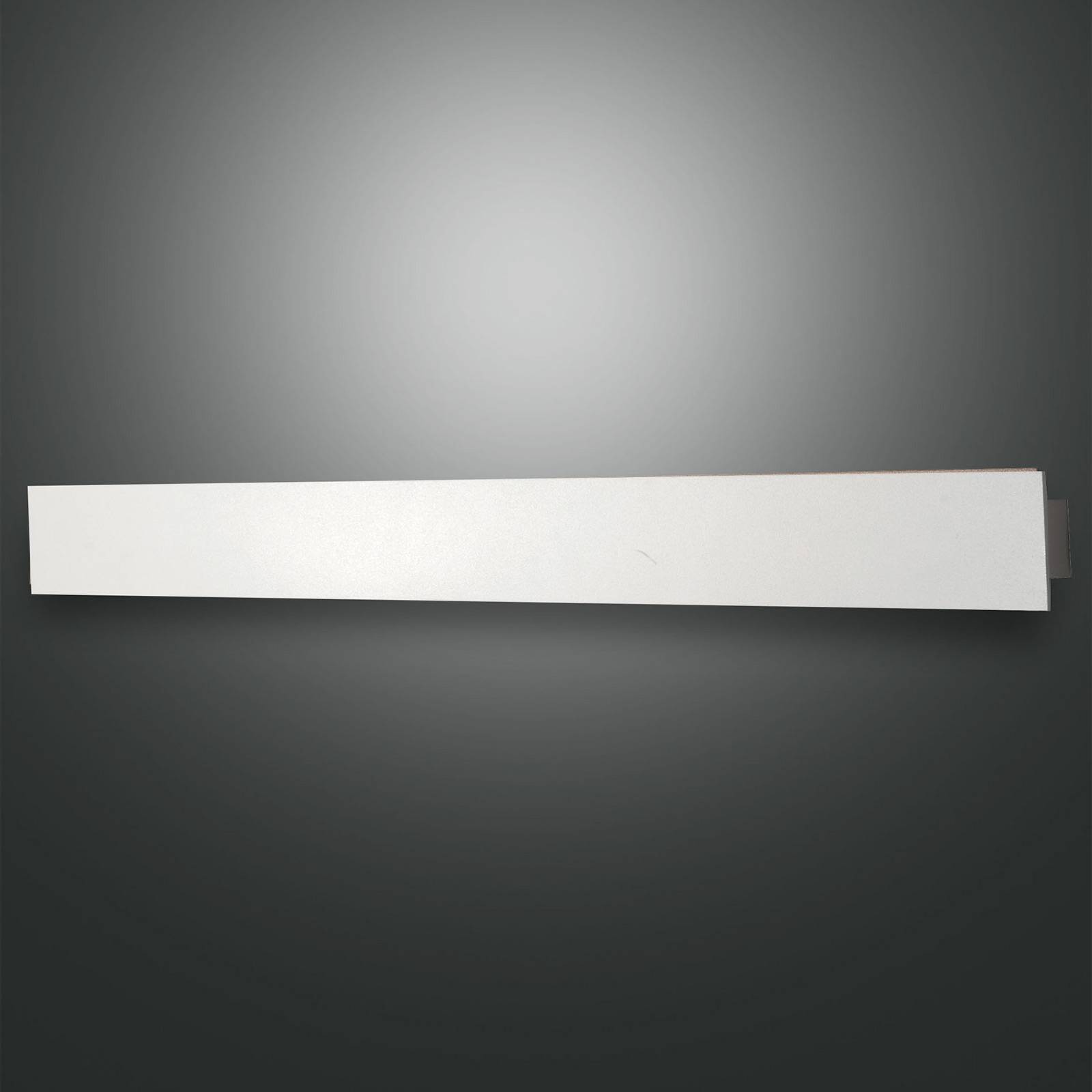 LED-Wandleuchte Lotus, weiß, 93 cm lang LED-Wandleuchte Lotus, weiß, 93 cm lang von Fabas Luce