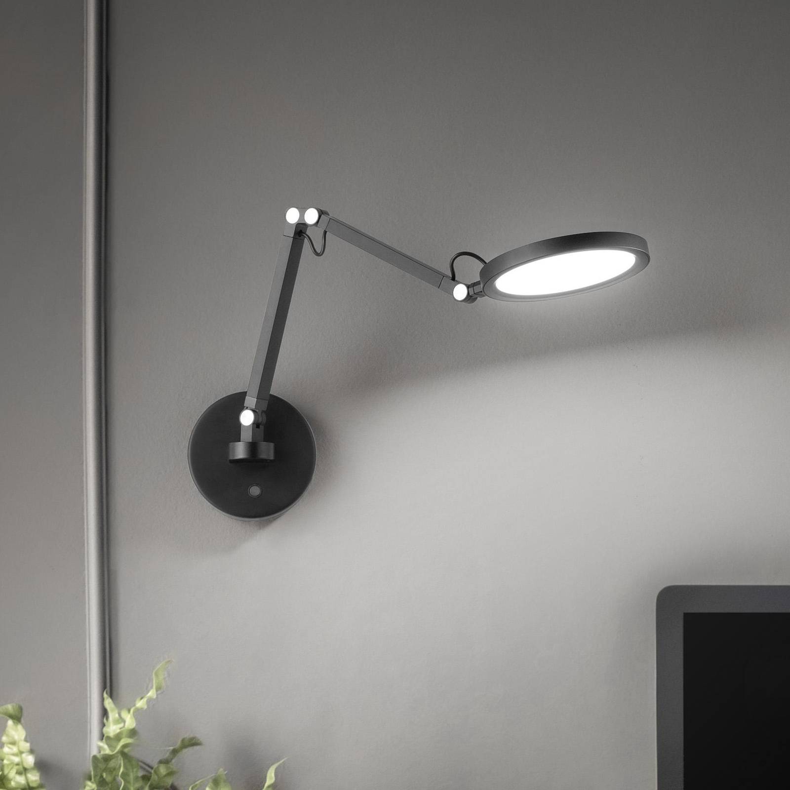 LED-Wandleuchte Regina, schwarz, CCT, dimmbar, verstellbar LED-Wandleuchte Regina, schwarz, CCT, dimmbar, verstellbar von Fabas Luce
