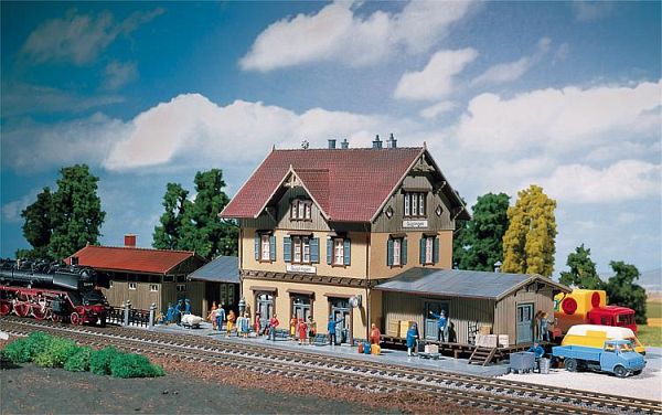 Bahnhof Güglingen von Faller
