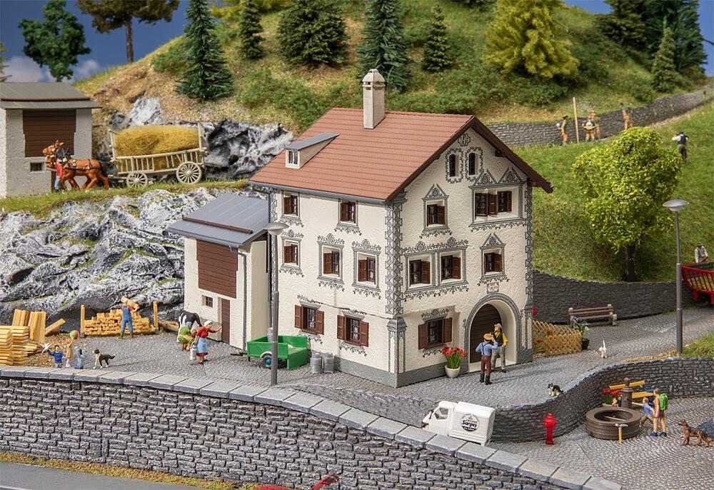 Bündnerhaus Bergün Bündnerhaus Bergün von Faller
