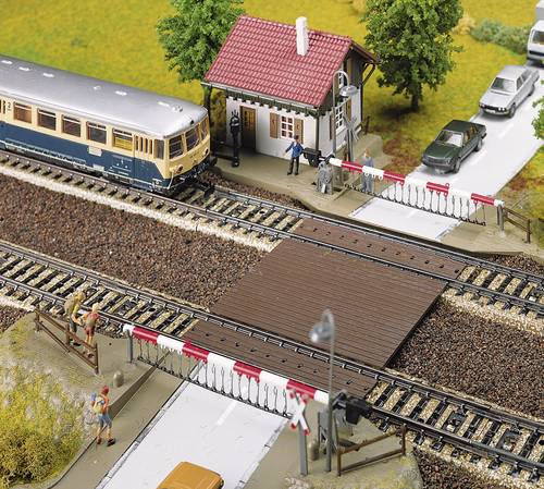 Faller 120174 H0 Bahnübergang mit Wärterhaus Bausatz Faller 120174 H0 Bahnübergang mit Wärterhaus Bausatz von Faller